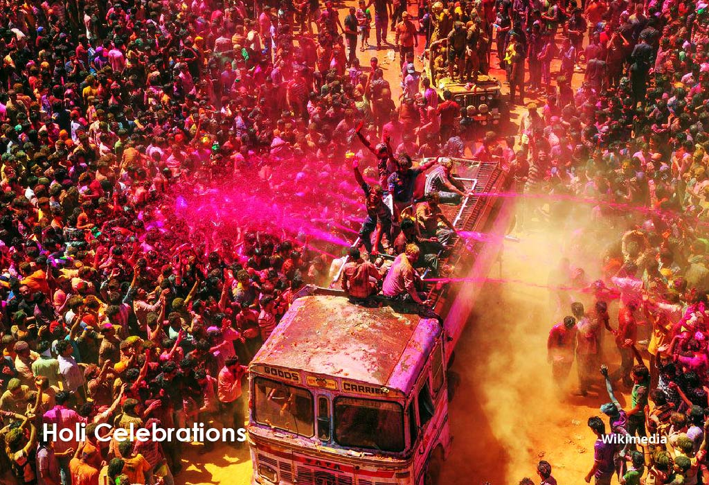 colorful holi celebrations - bolokrishna.com source: wikimedia